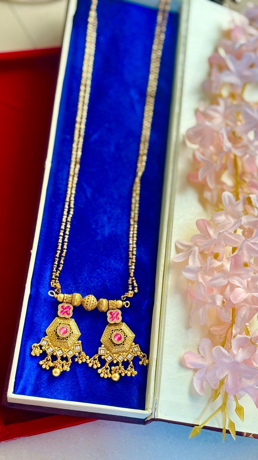 rajwadi sonakali pot mangalsutra