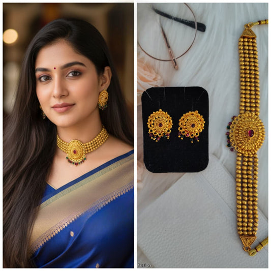 Matt chocker with earrings